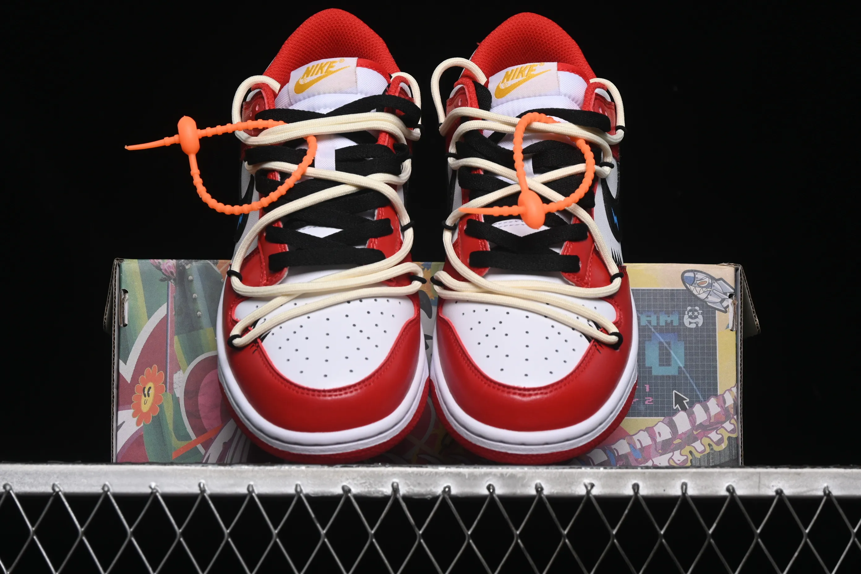 All categories Nk SB Dunk Series Nk SB Dunk Low High-end customized low-top sneakers Nike SB Dunk Low white black red strap low-top casual sneakers DD1391-602
